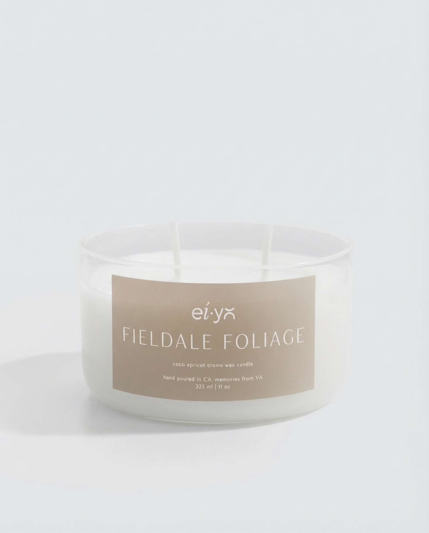 ei-yo fieldale foliage candle on a white background
